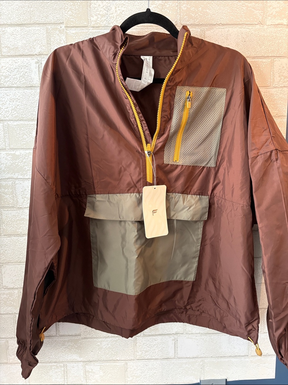 Fabletics Brown Windbreaker with Olive Pockets & Yellow Zipper woman’s XL